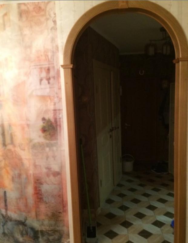 Днепропетровская ул., 6