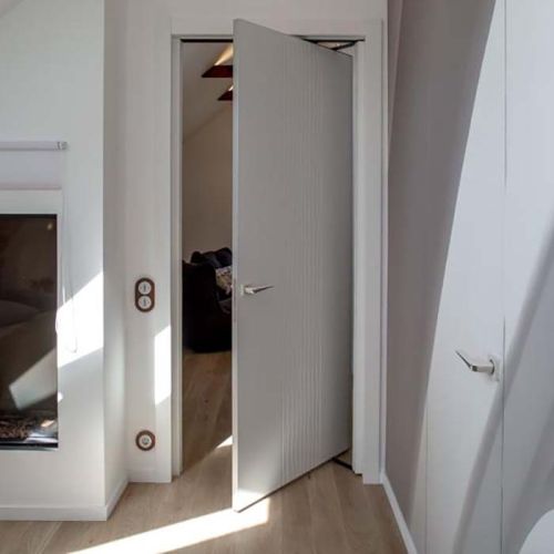 FM Дв-рь и фурнитура рото 018